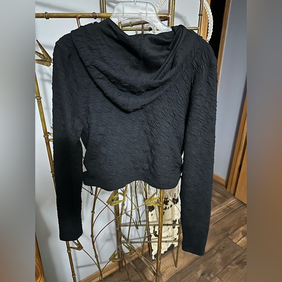 Free People Movement Kadi Quilted Hoodie in black-  NWOT M - Picture 10 of 10